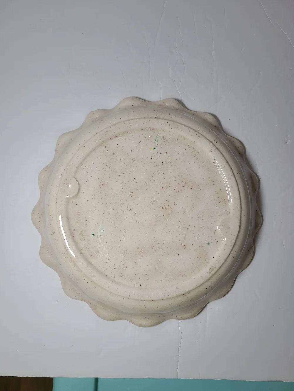 Cream Apple-Print Ceramic Decorative Plate